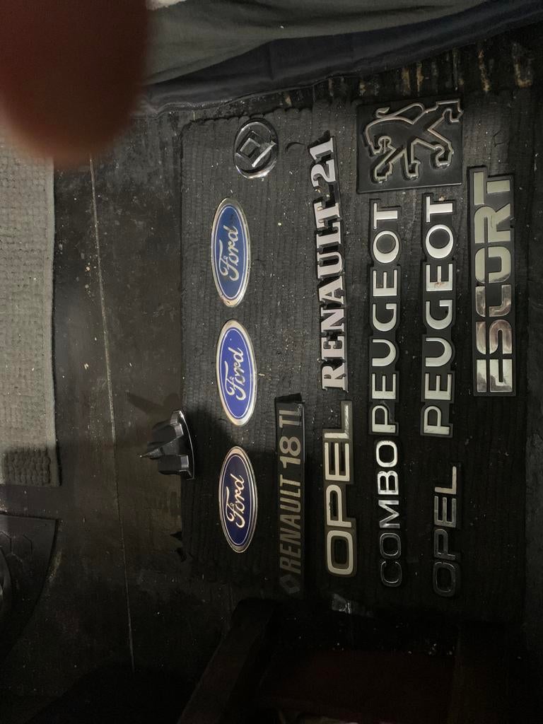 Originele Auto Badges - Geen Stickers, Solide, Ophalen of Verzenden, Gebruikt, Ford