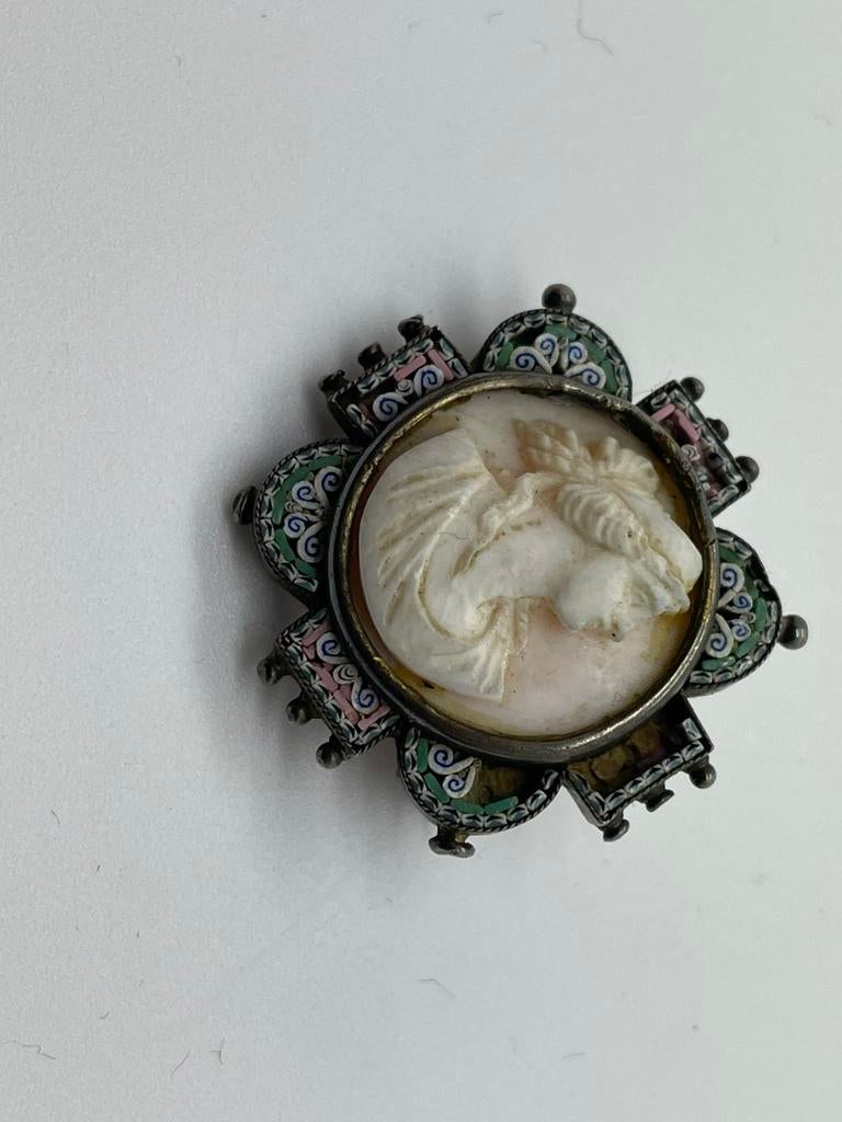 C525 Prachtige zilveren camee broche micromozaïek, Sieraden, Tassen en Uiterlijk, Antieke sieraden, Ophalen of Verzenden, Zilver