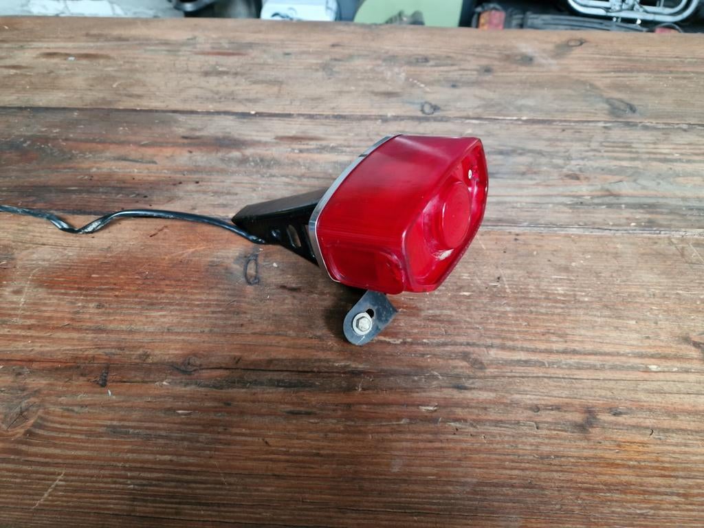 Yamaha MR50 achterlicht Originele in zeer mooie staat!, Fietsen en Brommers, Ophalen of Verzenden, Zo goed als nieuw, Overige typen