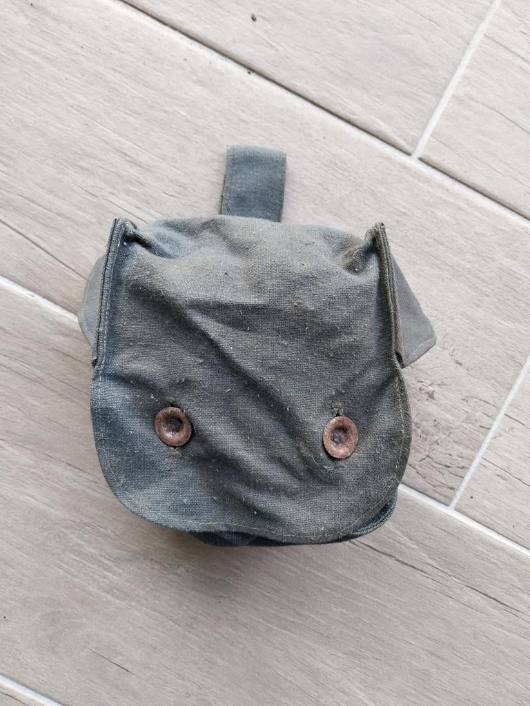 Duits wo2 gasmasker filter zakje, Verzamelen, Militaria | Algemeen, Ophalen of Verzenden, Landmacht, Duitsland