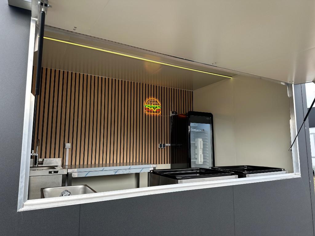 Hamburgerwagen Foodtruck Snackwagen ingericht PROMO VOORRAAD, Zakelijke goederen, Partijgoederen en Retail | Verkoopwagens, Ophalen