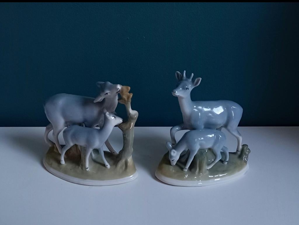 2 prachtige herten beeldjes moeder met jong, Verzamelen, Beelden en Beeldjes, Zo goed als nieuw, Dier, Ophalen of Verzenden