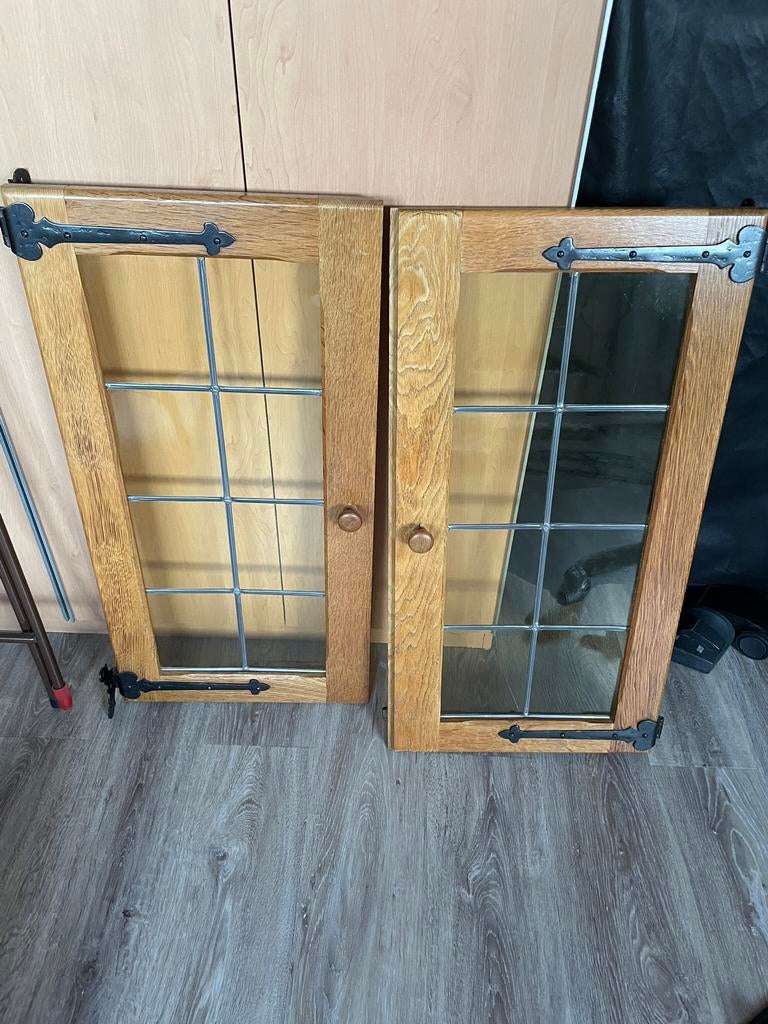 Oisterwijk kastdeurtjes, Doe-het-zelf en Verbouw, Glas en Ramen, Gebruikt, Overige typen, Minder dan 80 cm, Minder dan 80 cm, Glas in lood