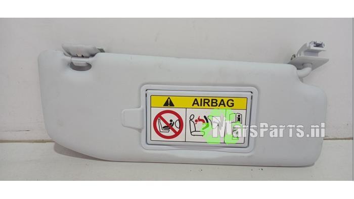 Zonneklep van een Opel Corsa, Gebruikt, -, -, Opel