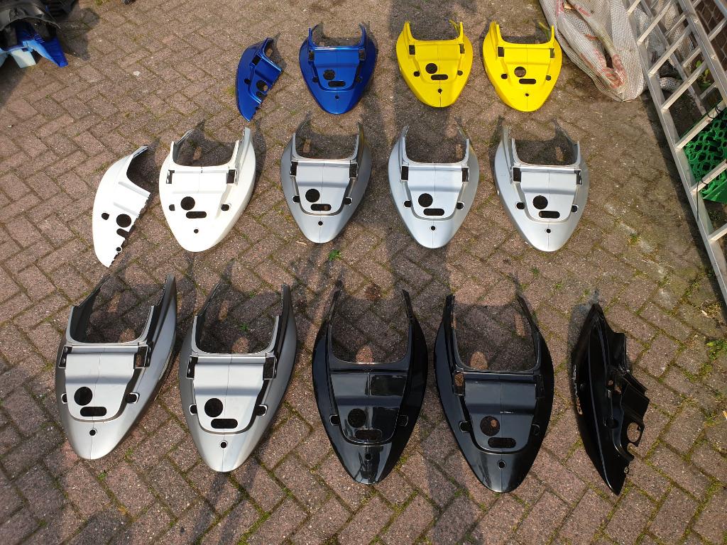 Kymco Agility (RS) achterkappen kap achter zijkap 50cc, Gebruikt, Kymco, Ophalen of Verzenden, Agility