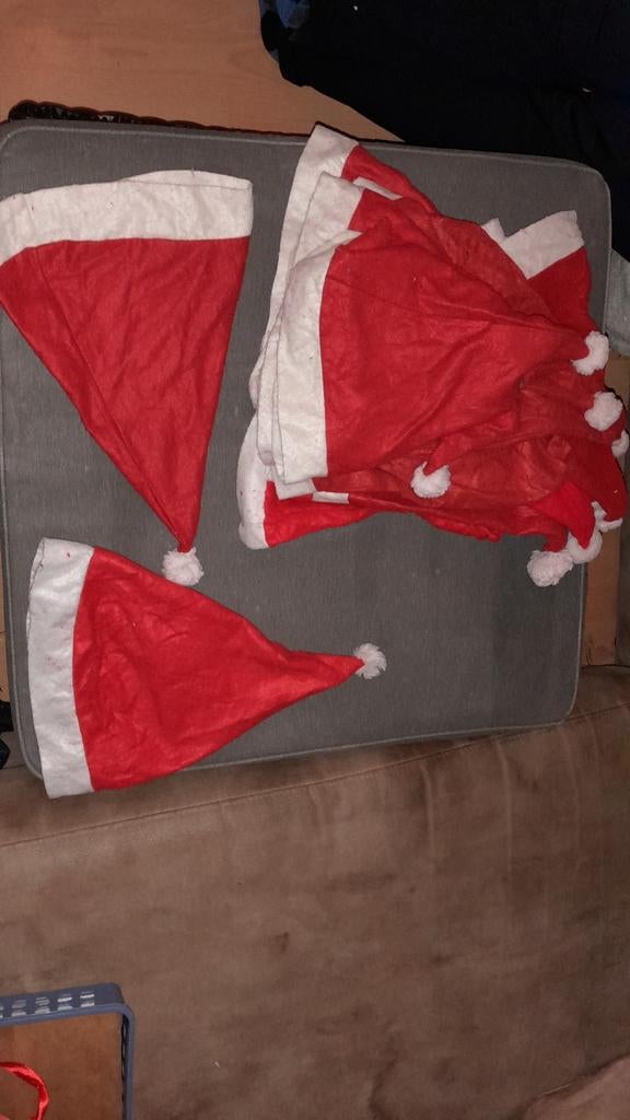 14 kerstmutsen, Ophalen