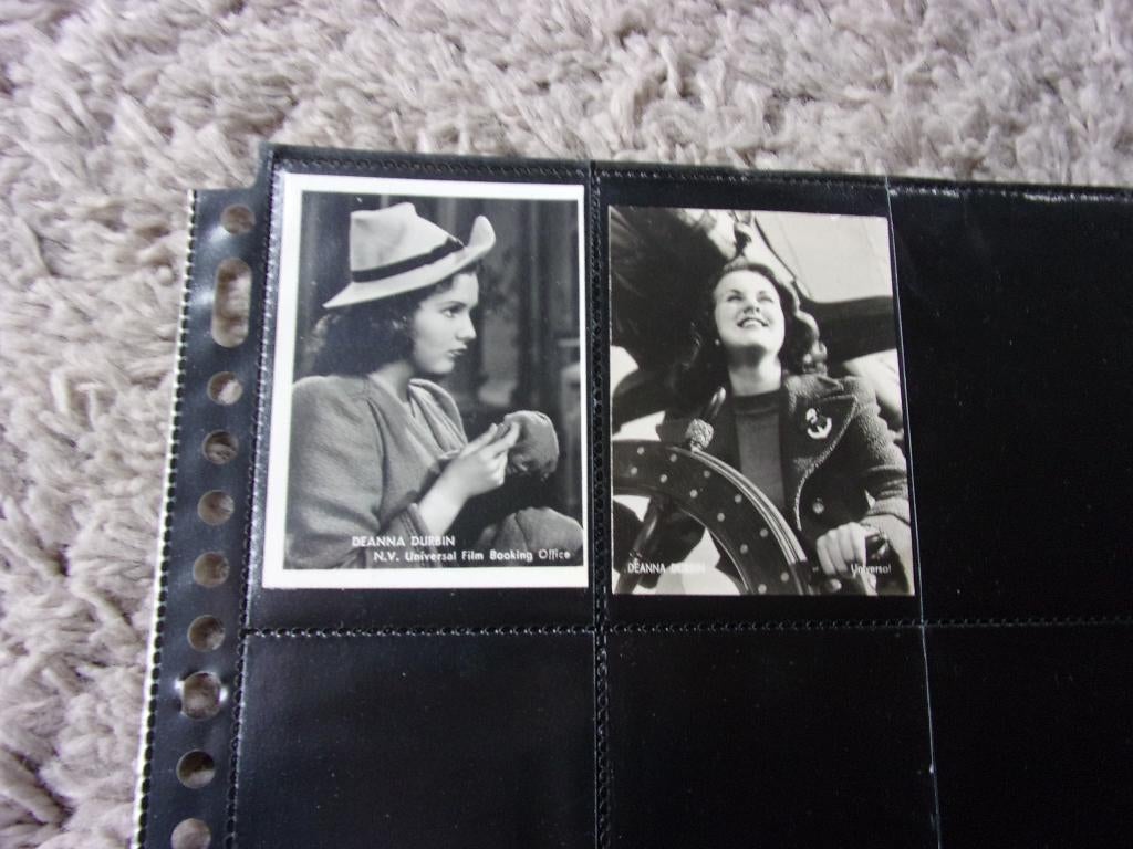 DEANNA DURBIN KLEINE FOTOKAART per stuk 3,50 euro/ 9X6,5CM, Verzamelen, Ophalen, Foto of Kaart