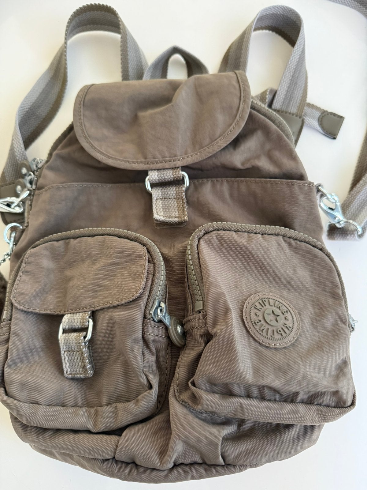 Kipling bruine rugtas, rugzak, compact, lange band zgan, Kipling, Ophalen of Verzenden, 30 tot 45 cm, Minder dan 25 cm