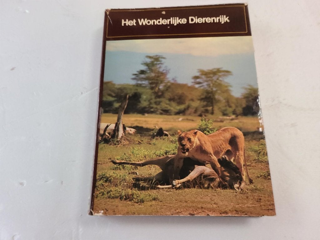 boek het wonderlijke dierenrijk, Ophalen of Verzenden, Zo goed als nieuw, Overige diersoorten