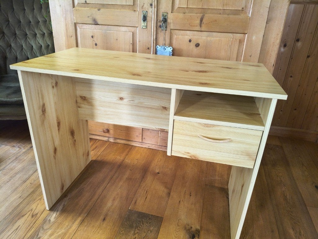 Bureau, Ophalen, Gebruikt, Spaanplaat of MDF, 100 cm