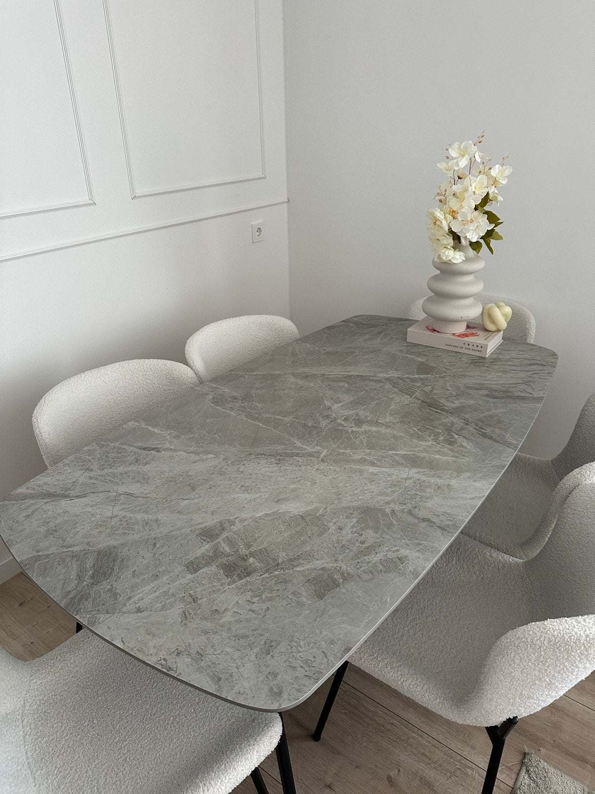 Moderne Eettafel 165cm met Marmerlook Blad, Ophalen, Overige materialen, Zo goed als nieuw, Vijf personen of meer