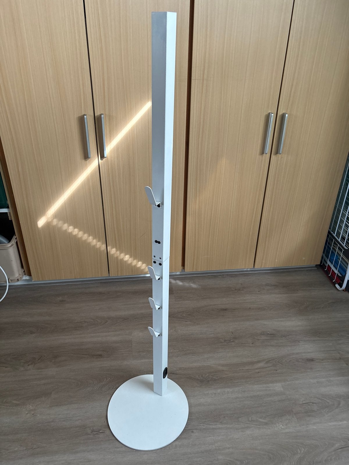 Witte staander voor Dyson, Ophalen, Gebruikt
