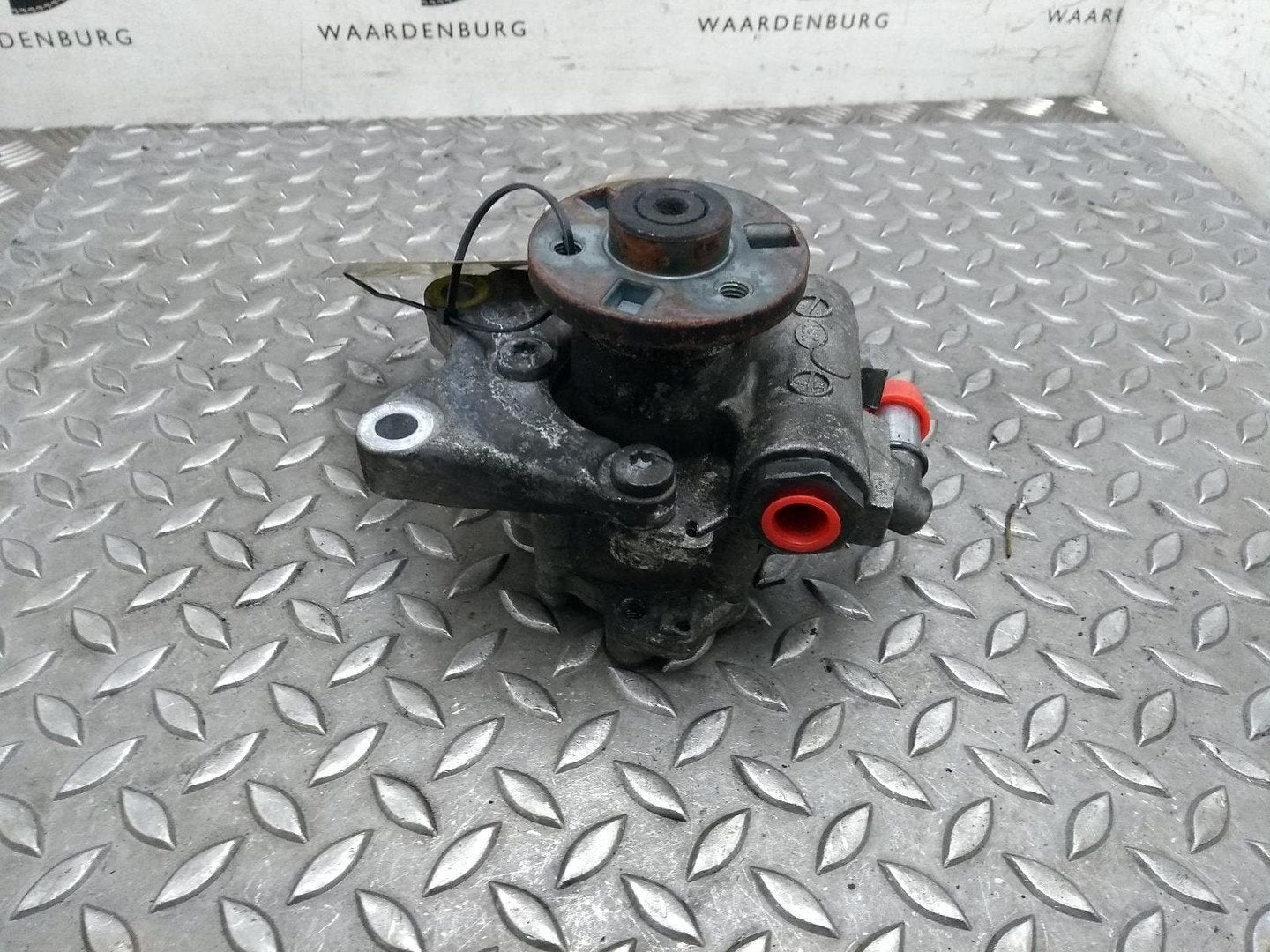 BMW X3 2.5SI AUT. 4WD STUURPOMP 2007, Ophalen of Verzenden, Gebruikt, Stiba lid