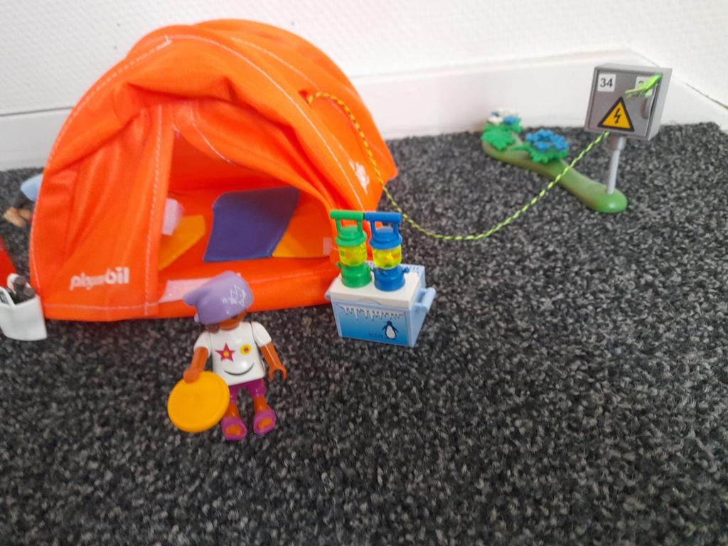 Playmobil Camping Set met Tent en Figuren, Ophalen of Verzenden, Gebruikt, Jongen of Meisje