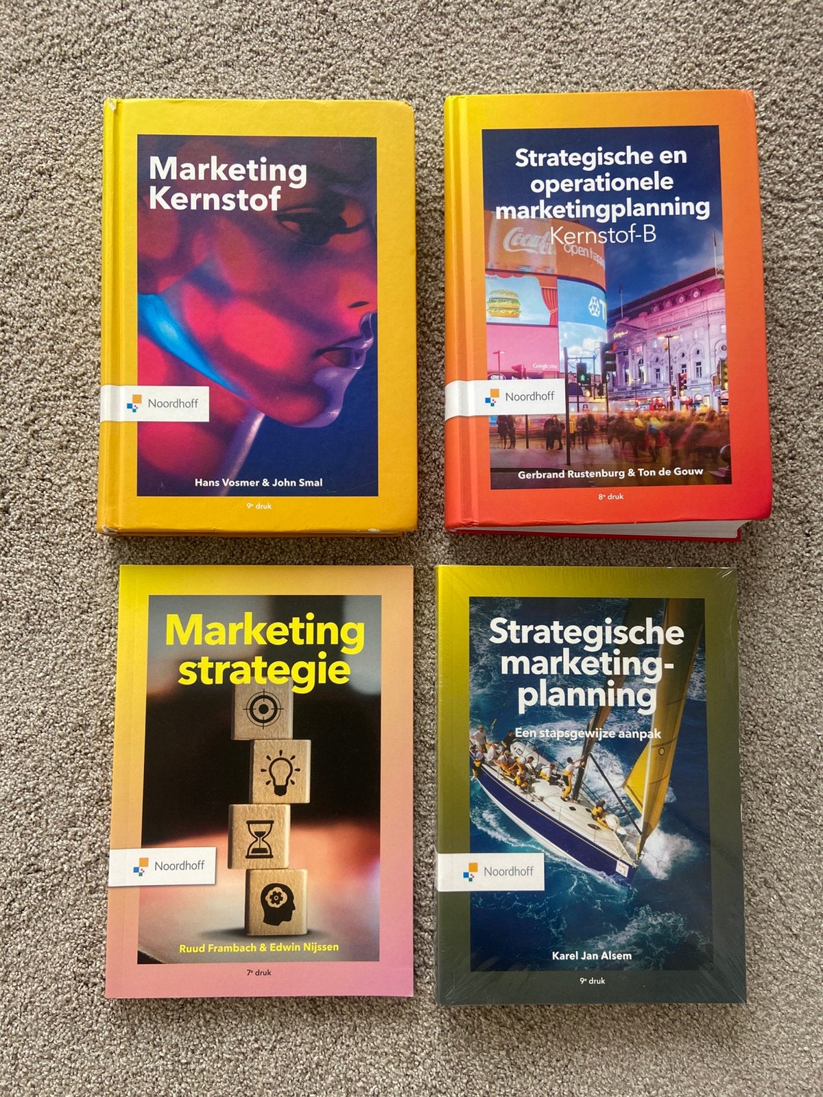 IVA , economie international business studieboeken, Ophalen of Verzenden, Zo goed als nieuw, Economie en Marketing