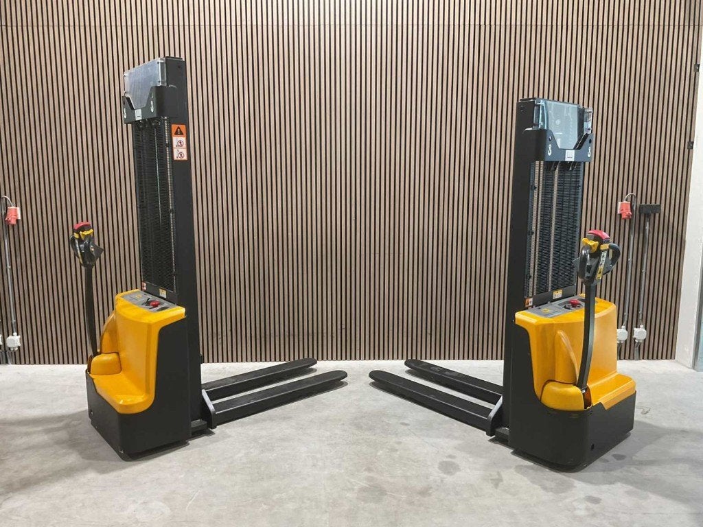 Elektrische stapelaar in 3,5 M en 3,0M ! Aanbieding ‼️, Doe-het-zelf en Verbouw, Palletwagens en Pompwagens, Ophalen, Nieuw