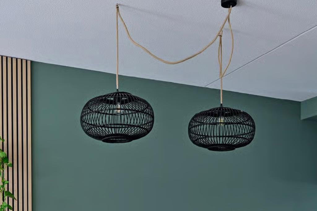 2x hanglamp, Huis en Inrichting, Lampen | Hanglampen, Ophalen, Zo goed als nieuw, Hout, Minder dan 50 cm