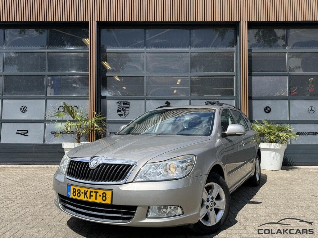 Skoda Octavia Combi 1.4 TSI Ambition|DSG|TREKHI NAP|GARANTIE, Auto's, Euro 5, Gebruikt, 4 cilinders, Origineel Nederlands