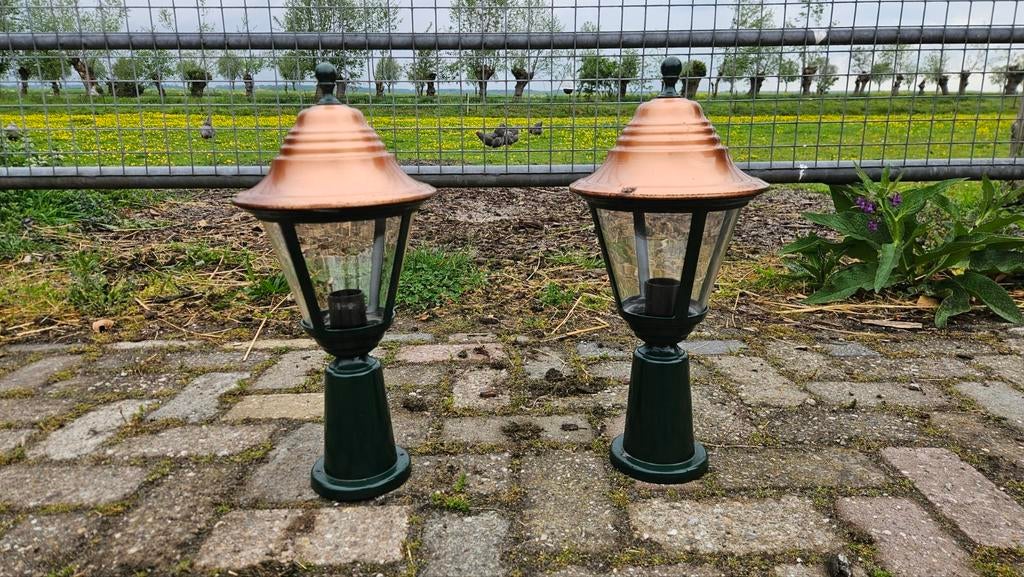 2 klassieke buitenlampen/lantaarn - koper en groen, Tuin en Terras, Buitenverlichting, Gebruikt, Minder dan 50 watt, Ophalen of Verzenden