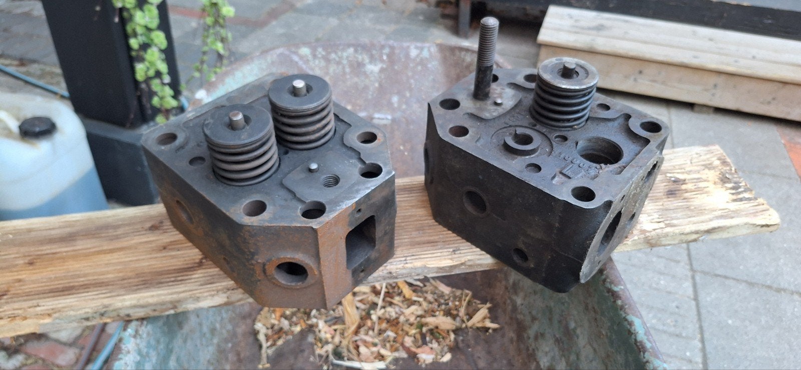 Cilinderkoppen Deutz 517., Ophalen of Verzenden, Gebruikt, Overige automerken