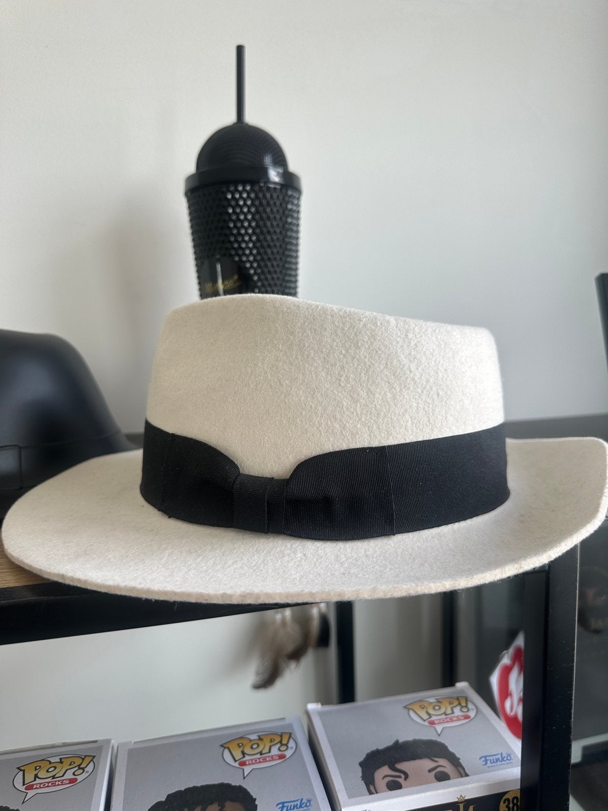 Michael Jackson Smooth Criminal Fedora 1:1 Replica, Ophalen of Verzenden, Zo goed als nieuw, Hoed