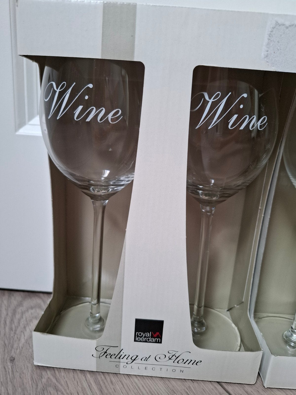 Royal Leerdam witte wijnglazen, serie feeling at home, Ophalen, Glas of Glazen, Nieuw, Glas