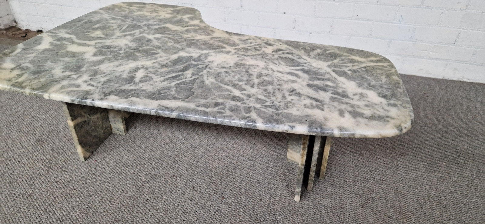 Vintage marmeren salontafel boemerang model, Huis en Inrichting, Tafels | Salontafels, Ophalen, Overige materialen, 100 tot 150 cm