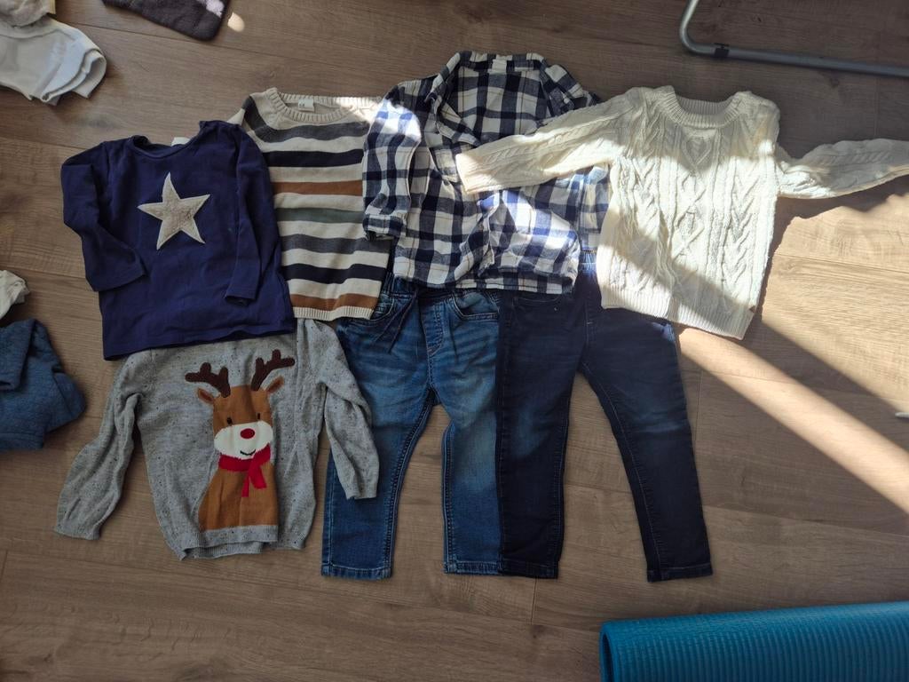 Kledingpakket maat 86: spijkerbroeken, truien, kersttrui, Ophalen of Verzenden, Maat 92