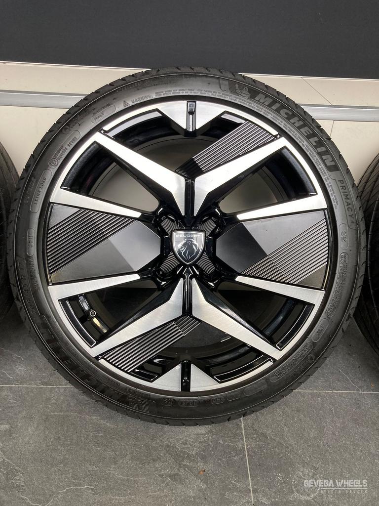 17” originele Peugeot 208 GT (e) velgen + banden 4x108 98513, Gebruikt, -, -, Banden en Velgen
