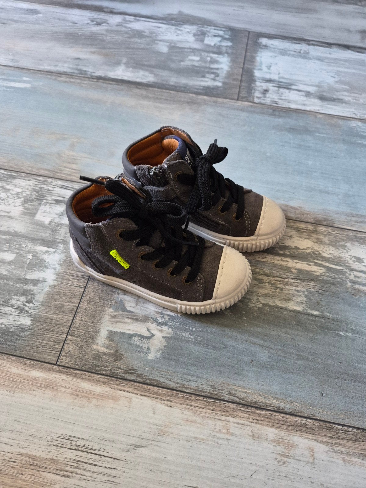 Nieuwe schoenen van Develab, Schoentjes, Develab, Nieuw, Ophalen of Verzenden