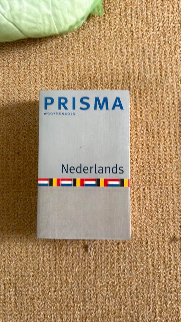 Woordenboek Nederlands, Boeken, Woordenboeken, Ophalen of Verzenden, Zo goed als nieuw, Van Dale, Nederlands