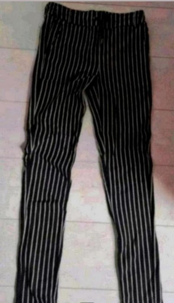 Broek maat 176/XS zwart, Zwart, Ophalen of Verzenden, Zo goed als nieuw, Maat 34 (XS) of kleiner