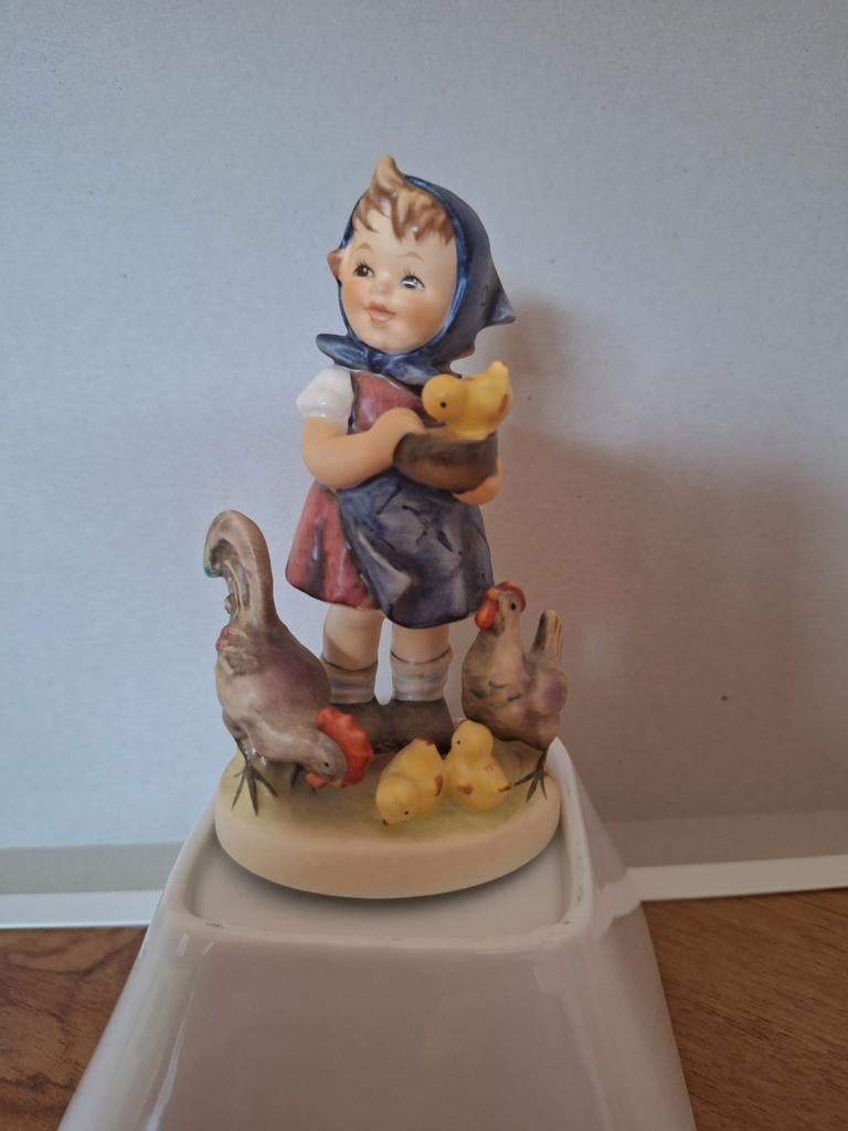 Goebel Hummel beeldje, Verzamelen, Beelden en Beeldjes, Ophalen of Verzenden, Zo goed als nieuw, Hummel