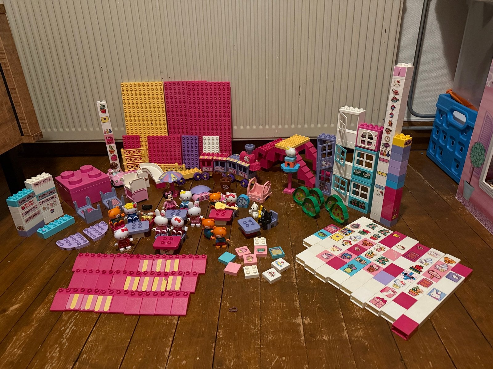 Grote partij Hello Kitty Duplo, Inclusief minifiguren, Gebruikt, Ophalen of Verzenden, Duplo