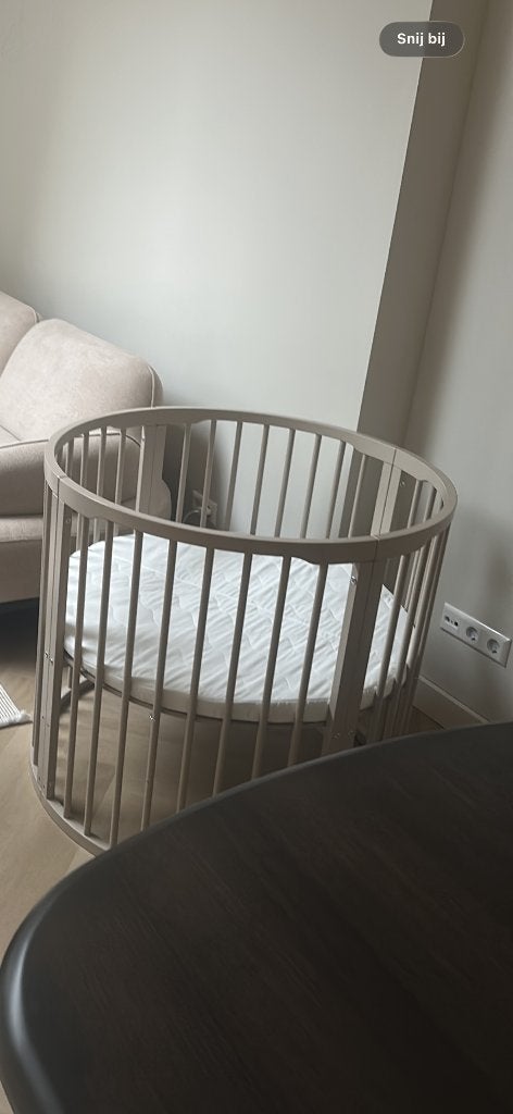 Born Lucky Box Rond Met Matras - Clay, Ophalen of Verzenden, Zo goed als nieuw, Rond, In hoogte verstelbaar