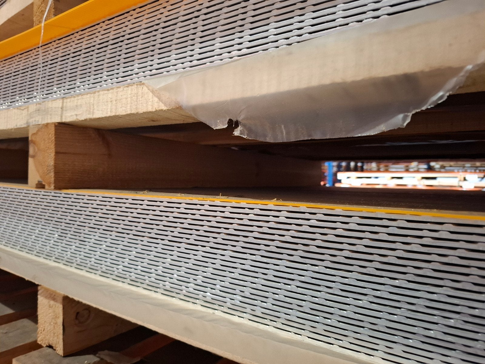 Aluminium traanplaat EN AW 5754 H114 QUINTET 2000x1000x4,5mm, Doe-het-zelf en Verbouw, Metalen, Ophalen of Verzenden