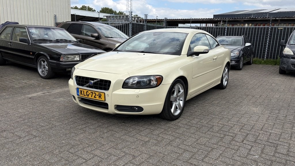 Volvo C70 Cabriolet 2.4 140 pk Summum I Vanilla Pearl I 1e e, Auto's, C70, Gebruikt, Cabriolet, 4 stoelen