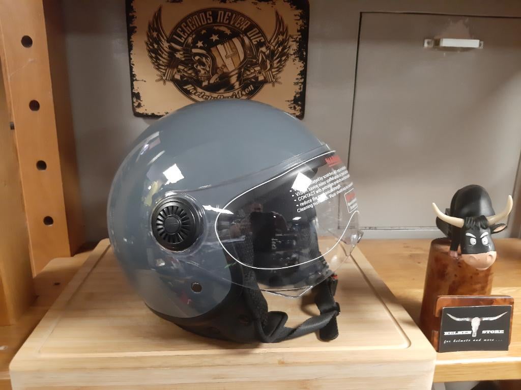 Vito scooter helm M brommer snorfiets helm M nieuw €99,00, M, Pascalstraat 6 1704 RD Heerhugowaard, Dames, Jethelm