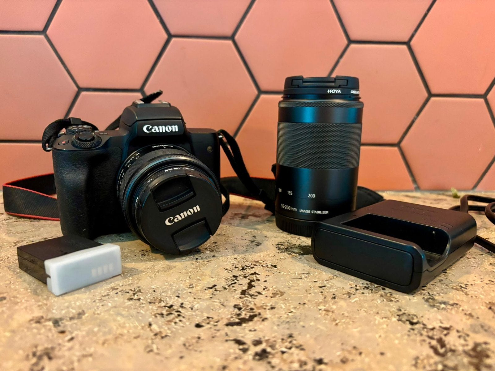Canon EOS M50 + 15-45mm & 55-200mm lens, Ophalen, Zo goed als nieuw, Canon, 8 keer of meer
