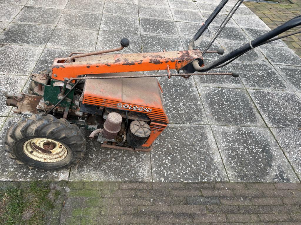 Goldoni tweewielige tractor (benzine) met frees en maaibalk, Tuin en Terras, Hand-tuingereedschap, Gebruikt, Ophalen
