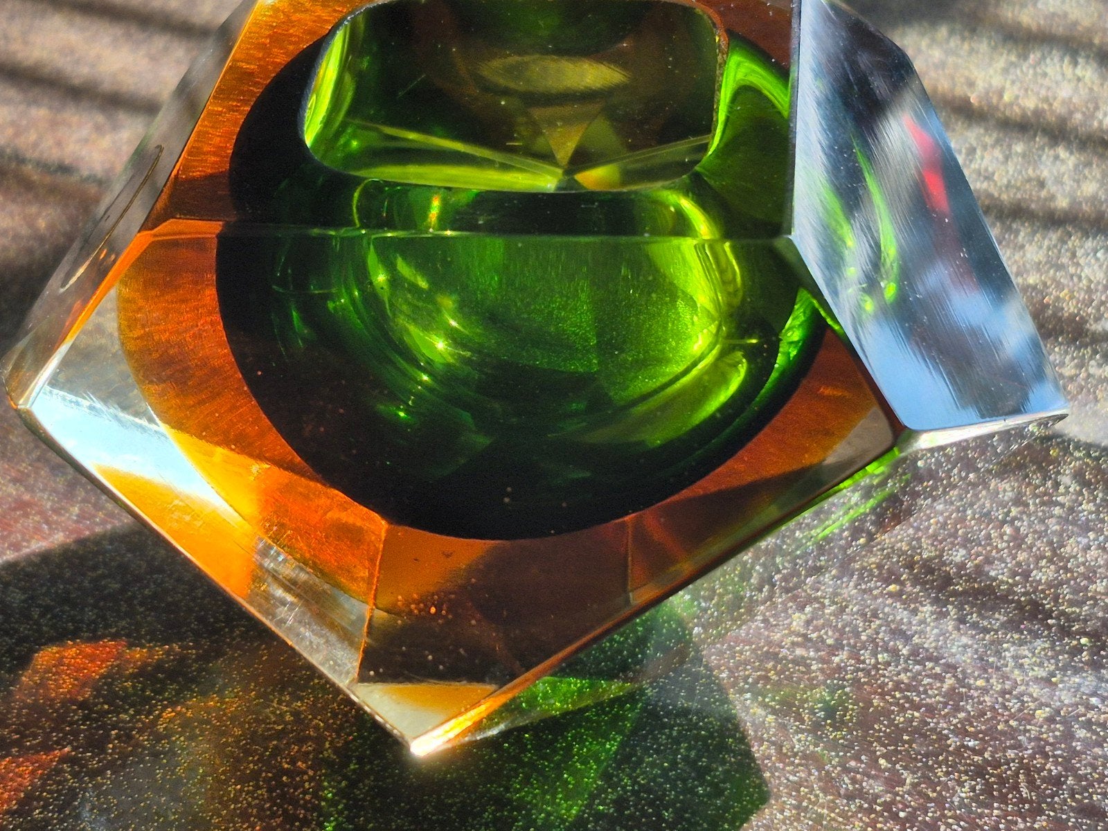 Murano sommerso glazen asbak/kom Bucella Cristalli., Glas, Minder dan 20 cm, Ophalen of Verzenden, Abstract