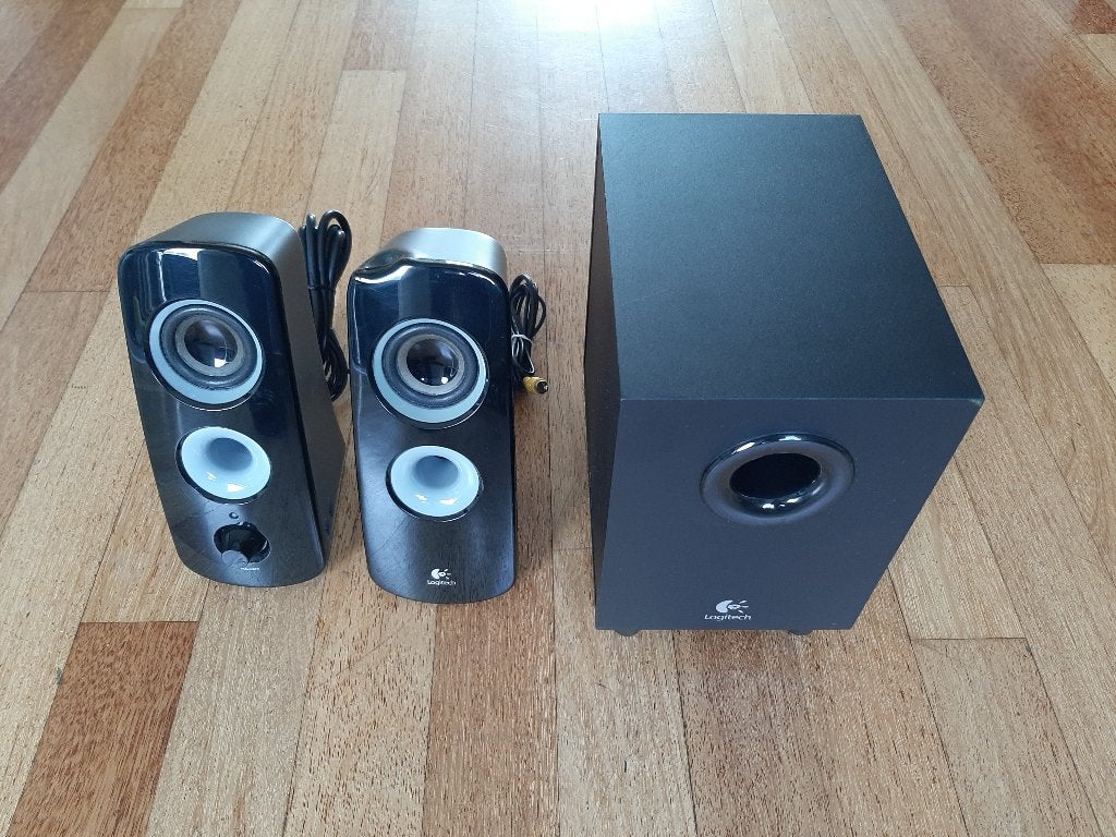 Logitech multimedia speaker systeem, model Z323, Ophalen, Zo goed als nieuw, Audiokanaal 2.1, Logitech Z323