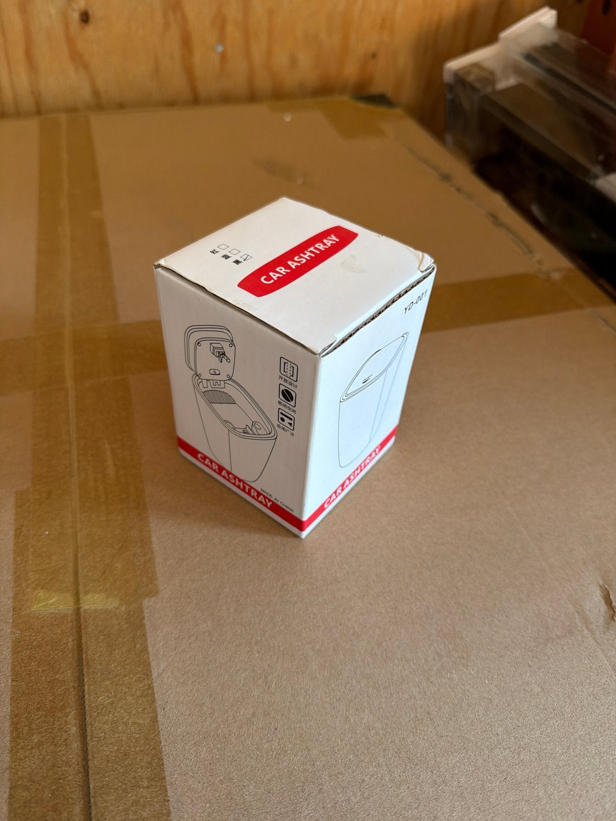 Auto asbak met LED-verlichting en deksel, Auto diversen, Ophalen, Nieuw