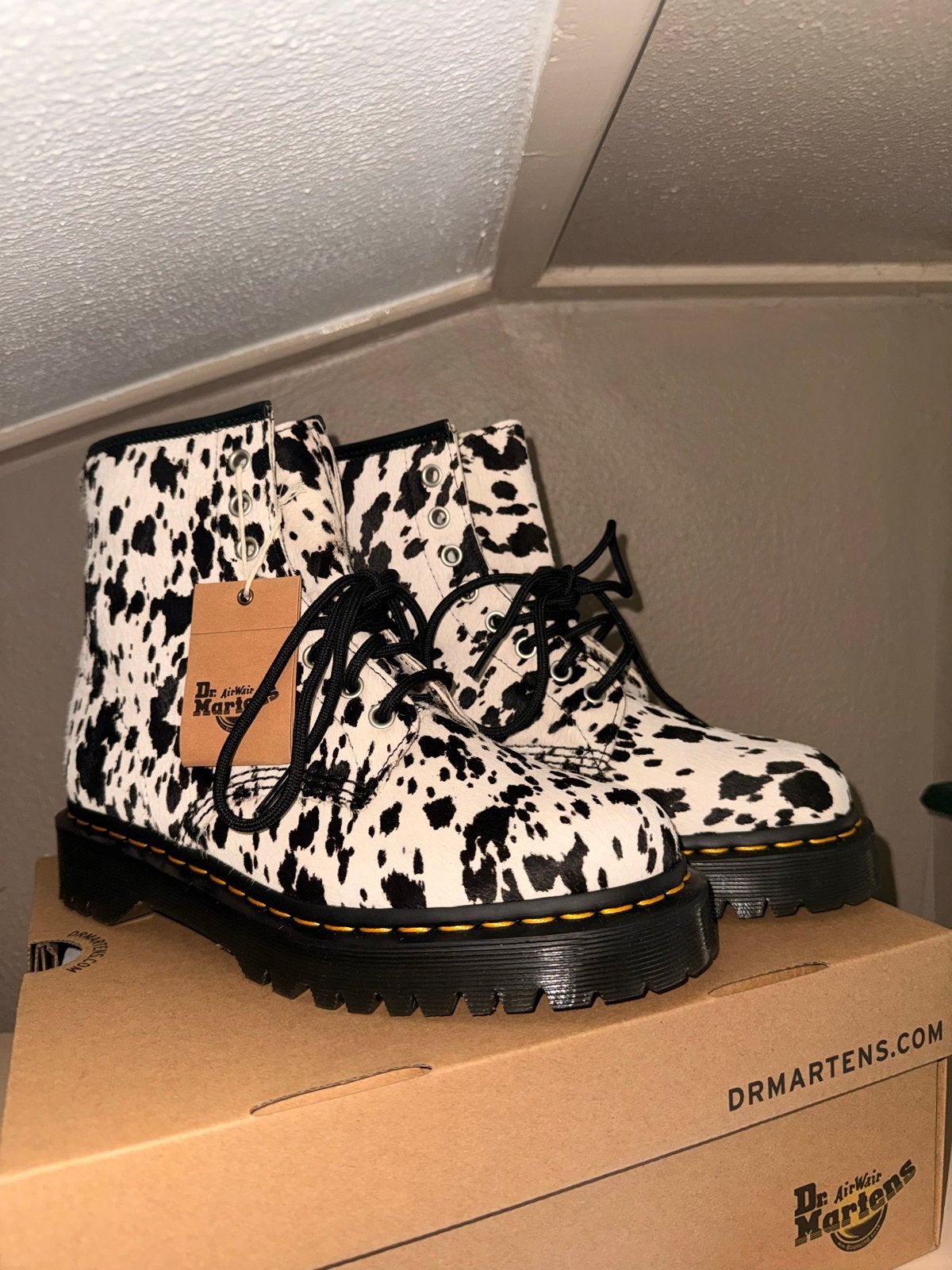 Nieuwe Dr. Martens 1460 Bex Dalmatian Print maat 40, Kleding | Dames, Ophalen of Verzenden, Nieuw, Wit, Lage of Enkellaarzen