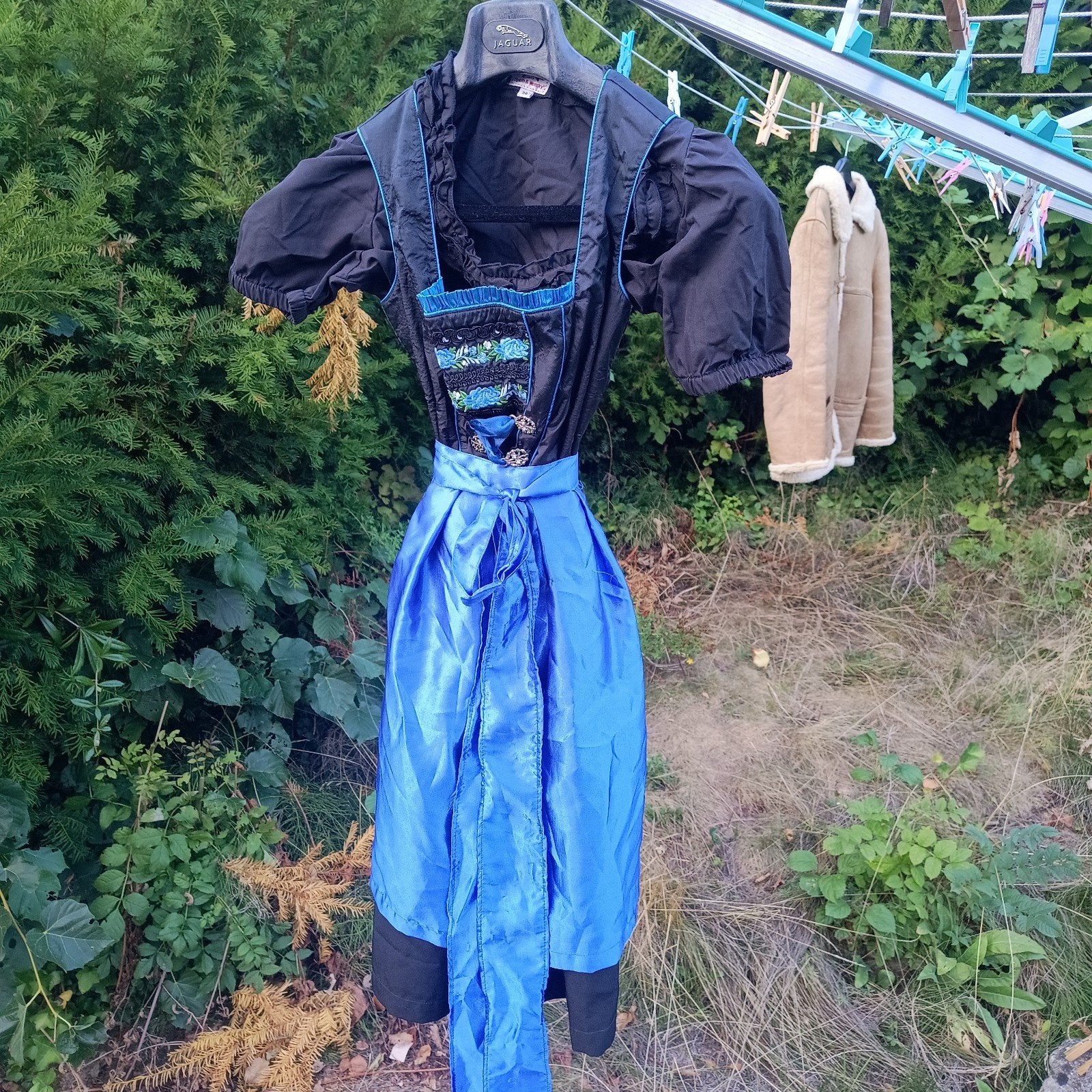 Dirndl 38 C&A set jurk blouse schort Oktoberfest, Maat 38/40 (M), Ophalen of Verzenden, C&A, Overige thema's