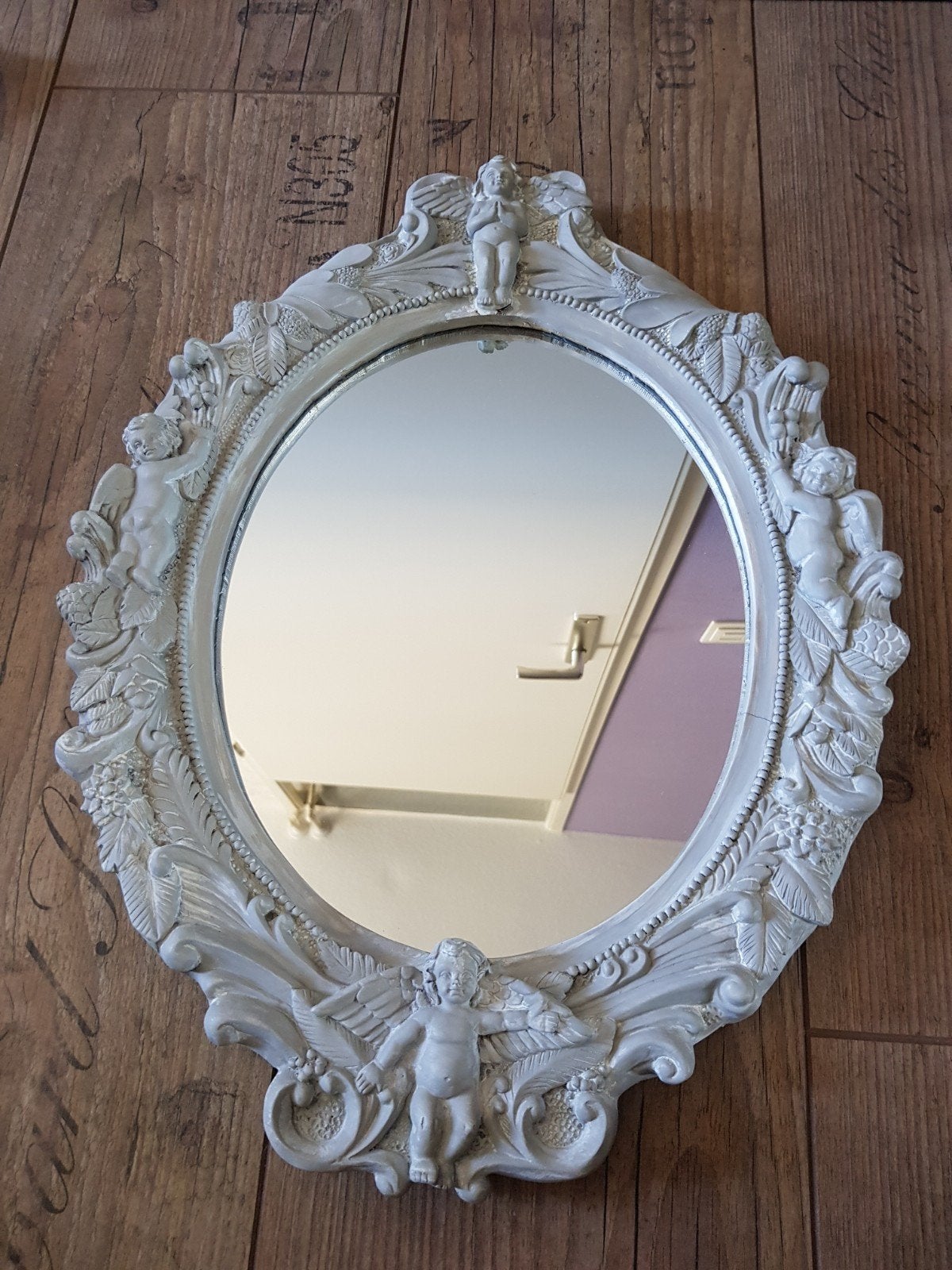 spiegel met engeltjes ovaal, Ophalen of Verzenden, Ovaal, Minder dan 50 cm