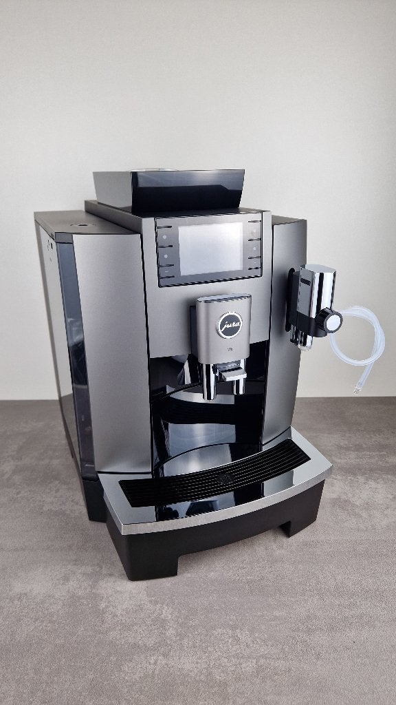 Jura W8 Dark Inox (EA) demo, Espresso apparaat, 10 kopjes of meer, Refurbished, Ophalen of Verzenden