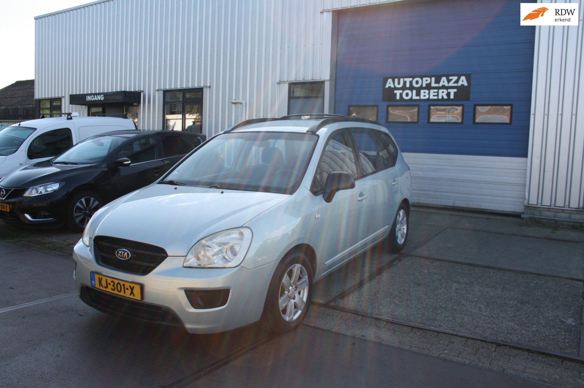 Kia Carens 2.0 CVVT X-pect *BJ'09*GAS/G3*AIRCO*EXPORT*, Auto's, Voorwielaandrijving, 1998 cc, Stof, Gebruikt