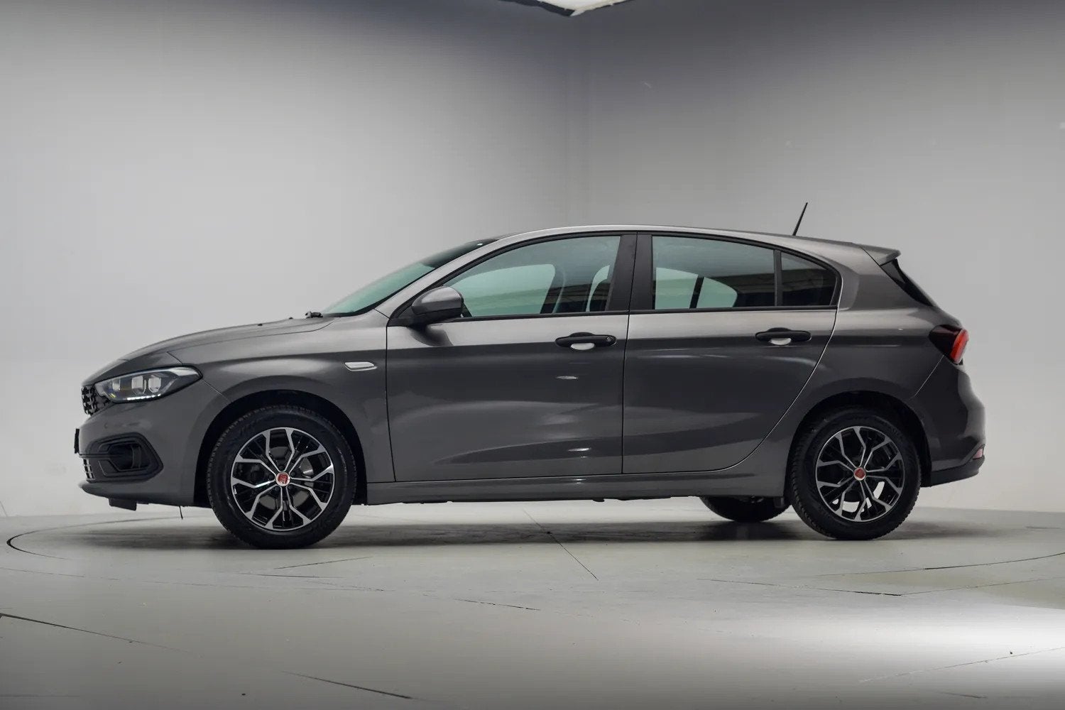 Fiat Tipo 1.0 City Life [ Navi Camera PDC Clima ] (bj 2021), Auto's, Fiat, Gebruikt, Bedrijf, Handgeschakeld, 99 pk