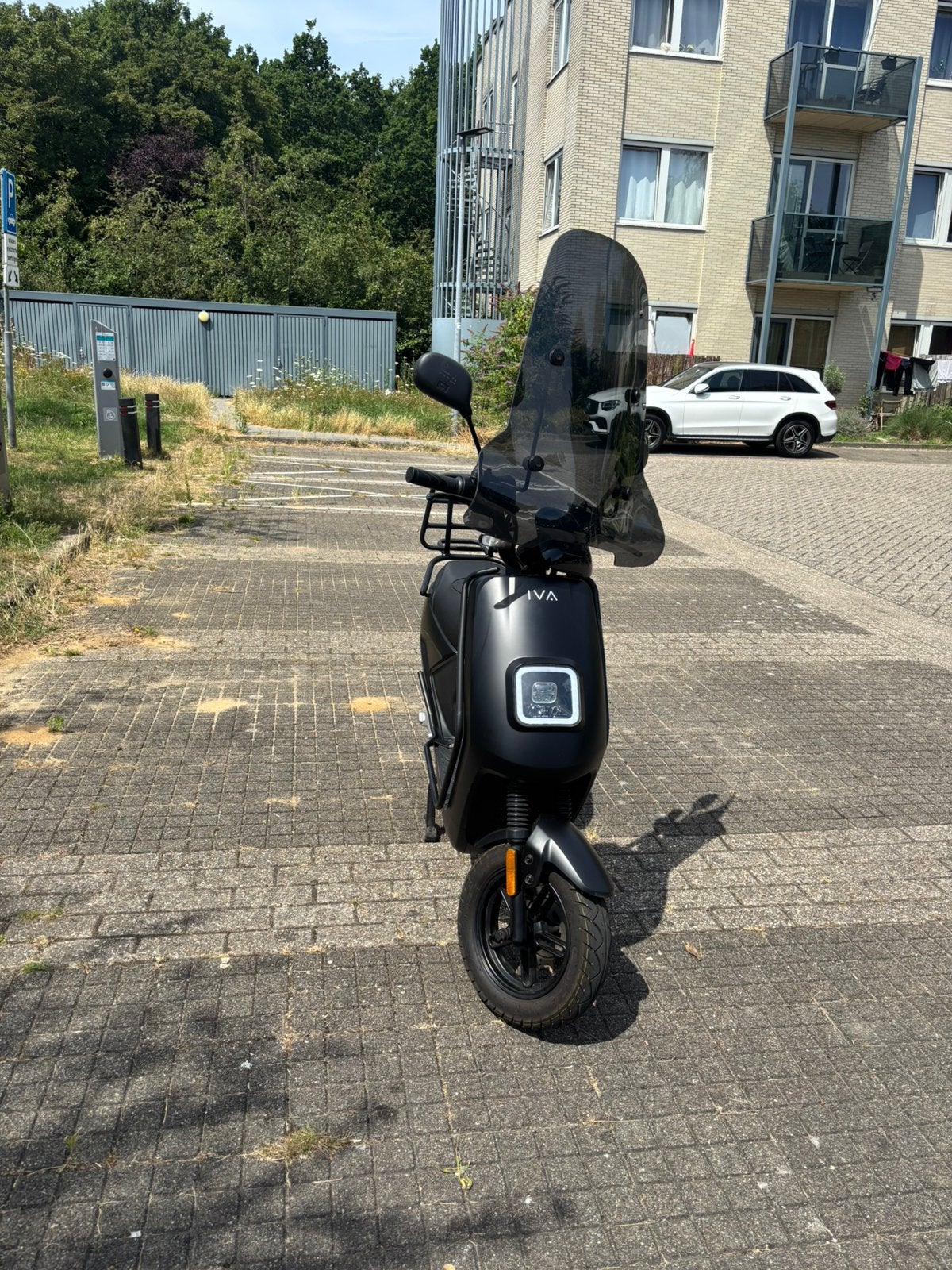 Zwarte IVA e-GO  in nette staat, Elektrisch, Zo goed als nieuw, Ophalen, Overige merken